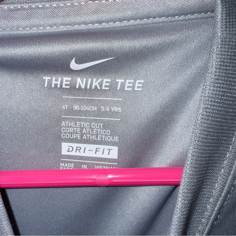 4T Nike DriFit Tee - Picture 4 of 4